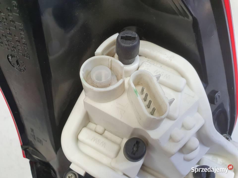 Opel Astra J IV htb TYLNA LAMPA LEWA lewy tył Rudka