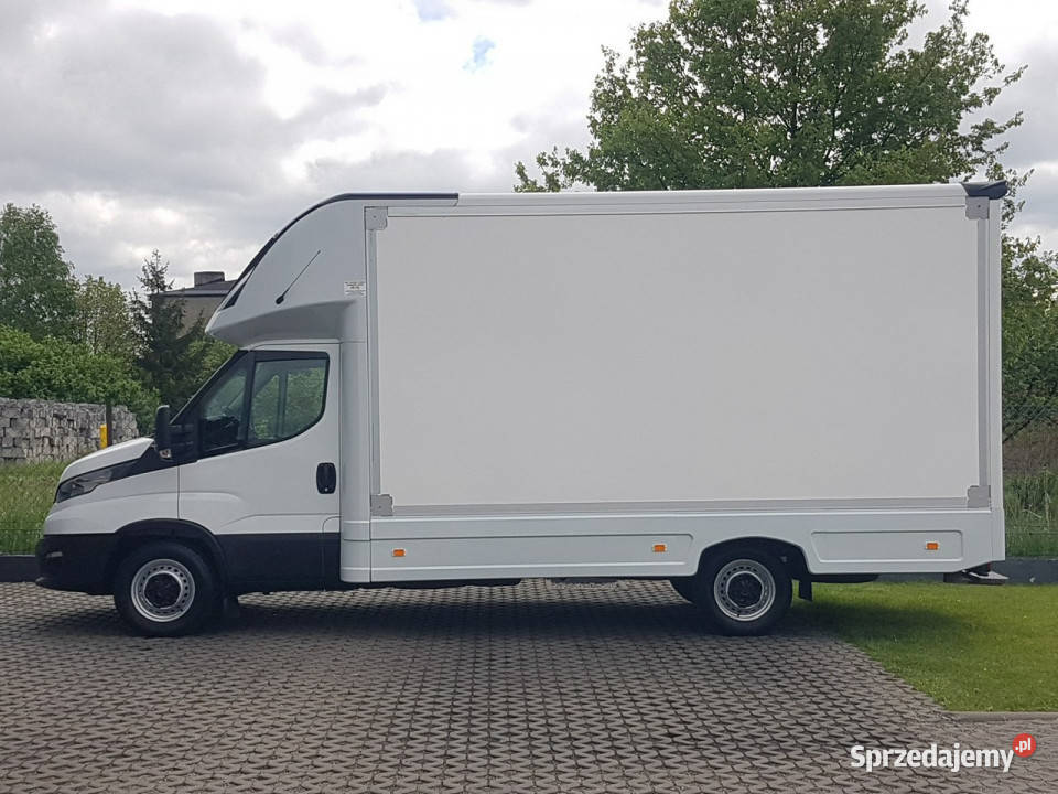 Iveco Daily KONTENER NISKOPODŁOGOWY 443x223x242 Poręba sprzedam
