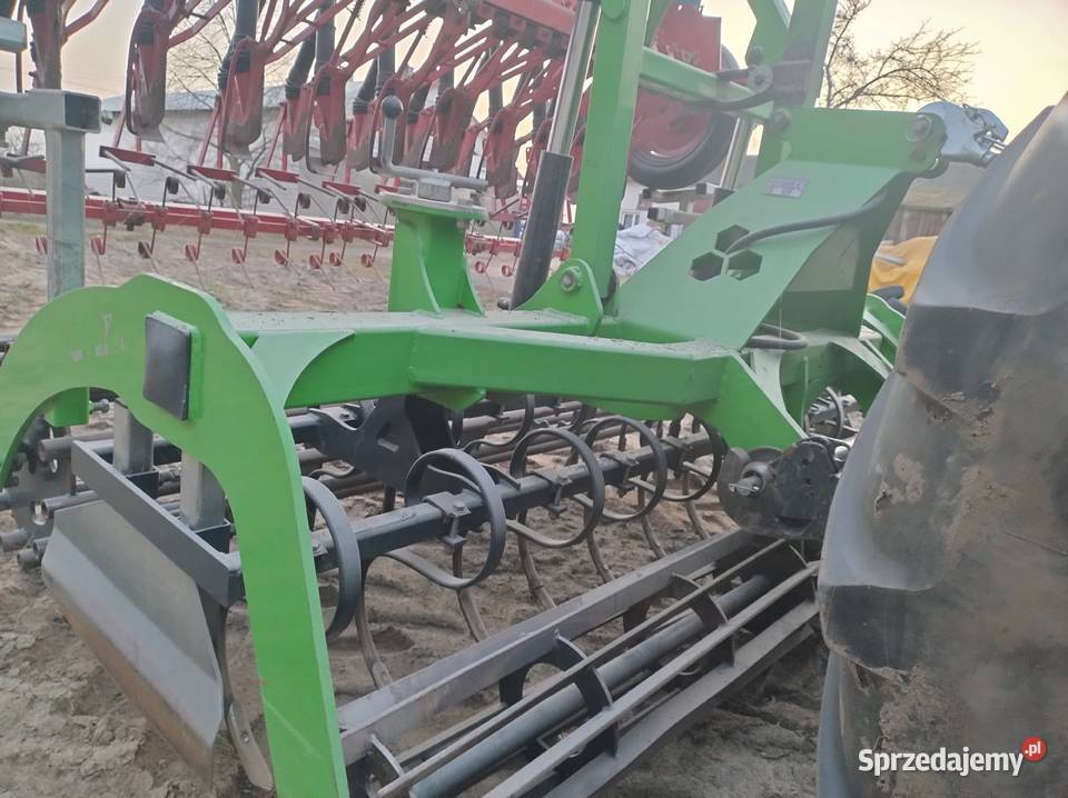 Siewnik Isaria 6050 agregat siewny 25m Złoczew sprzedam