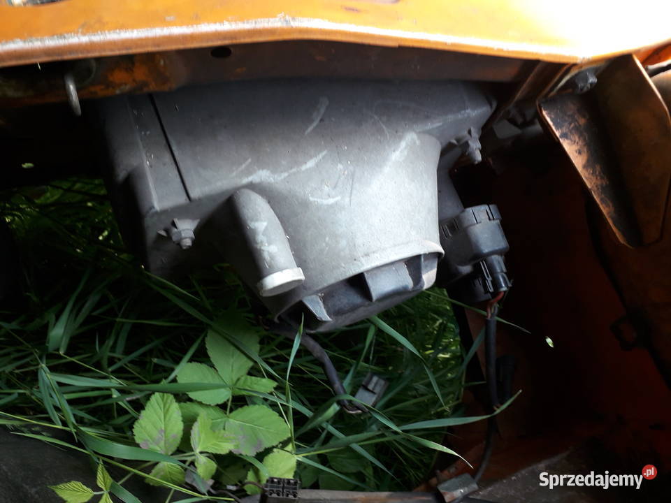 Iveco Daily 35 10 Lampa przód prawa kierunek Probołowice