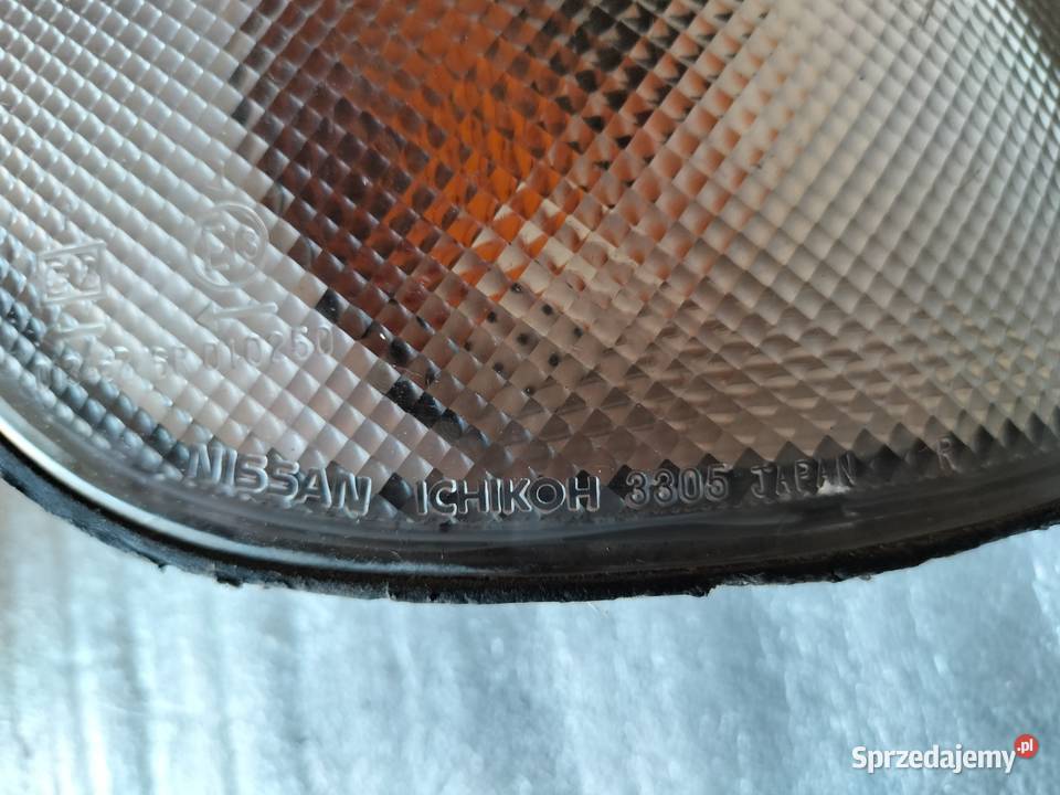 NISSAN SUNNY N 14 KIERUNKOWSKAZ PRAWY Oświetlenie sprzedam