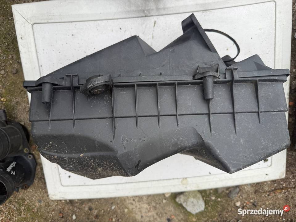 Obudowa filtra VW SKODA SEAT AUDI 1J0 129 607 D