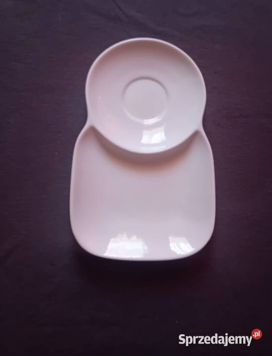 Spodek telewizyjny pod filiżankę biała porcelana Koźminek