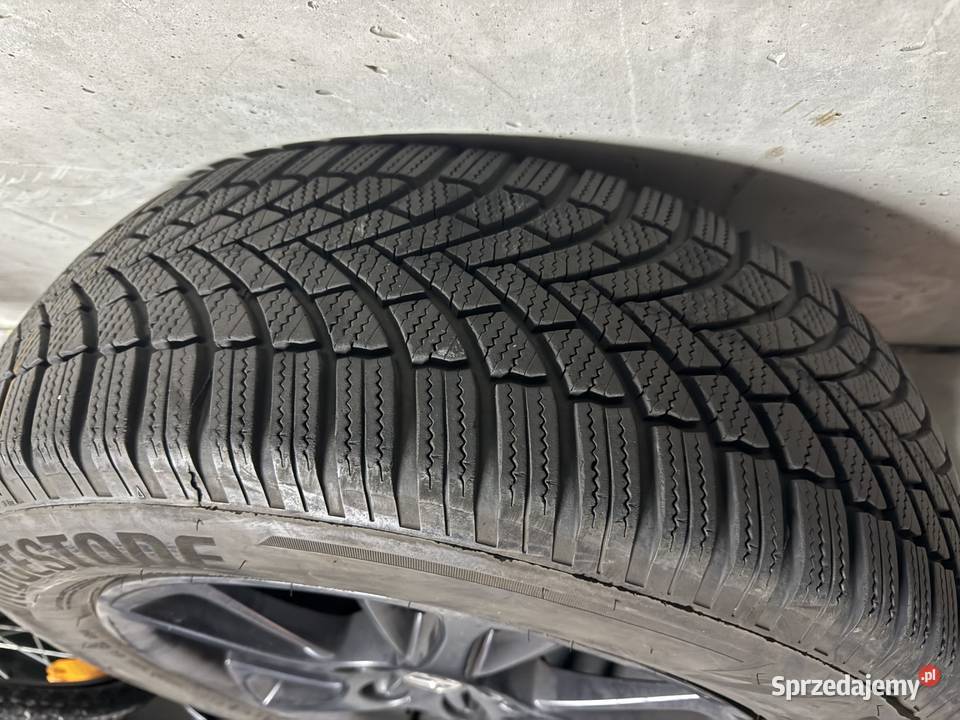 Opony zimowe 4 i felgi R18 Warszawa