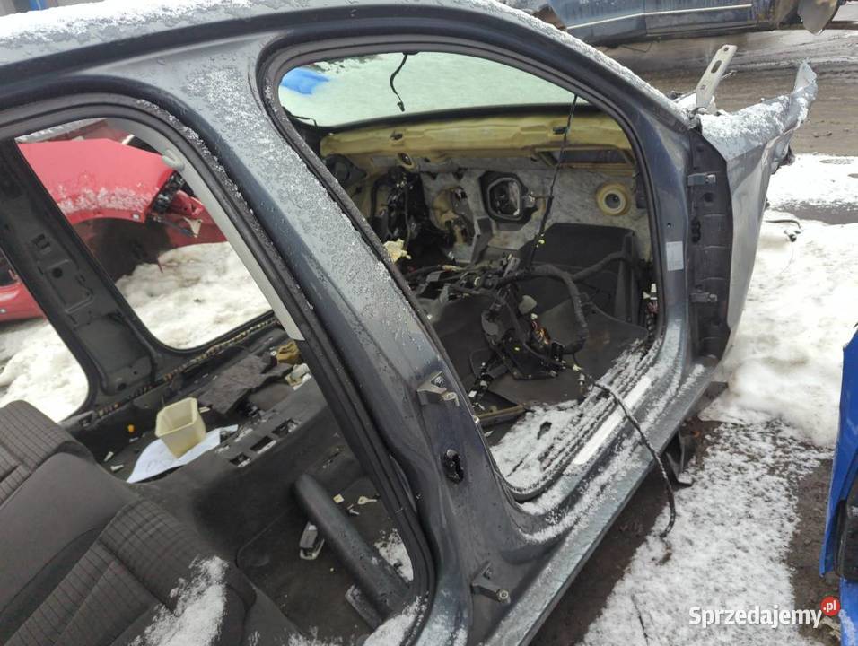 KAROSERIA ĆWIARTKA BŁOTNIK PRÓG DACH PODŁUŻNICA Karoseryjne sprzedam