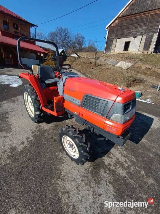 Traktorek KUBOTA GL200 Kubota gl200 małopolskie Laskowa