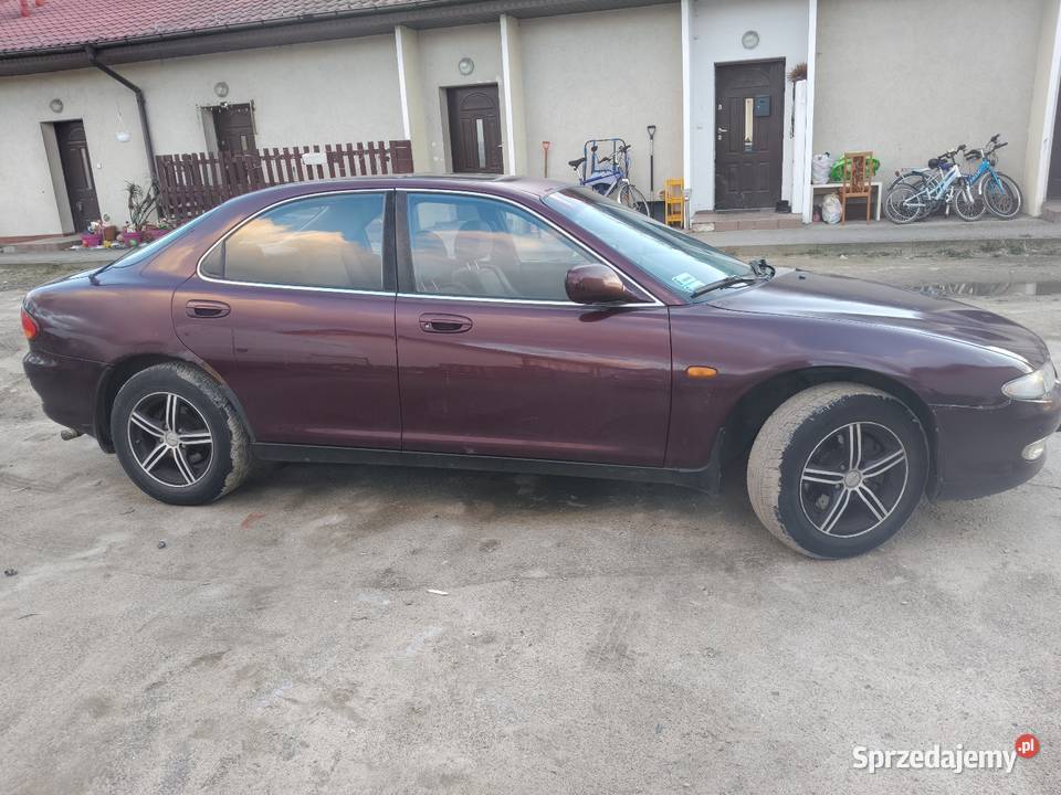 Sprzedam mazdę xedos nieuszkodzony