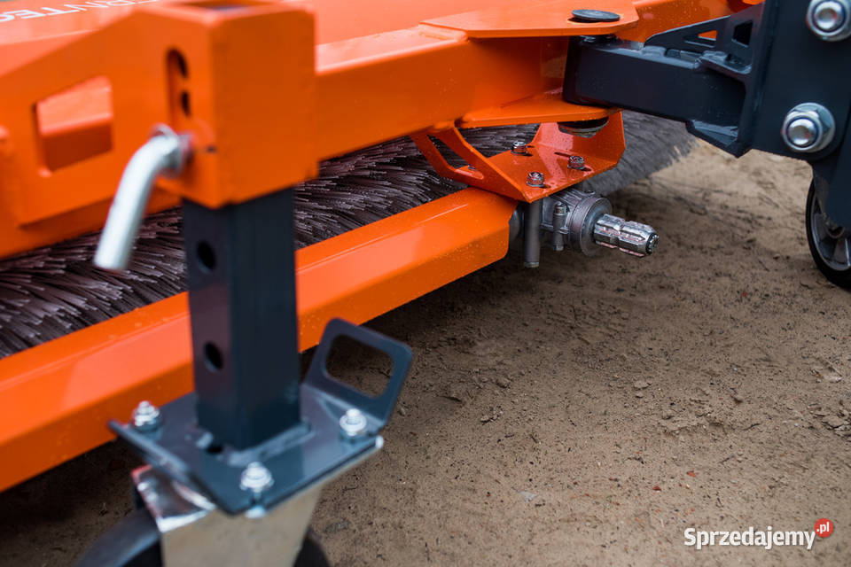 Zamiatarka WOM PTO zbiornik szczotka mocowanie łódzkie