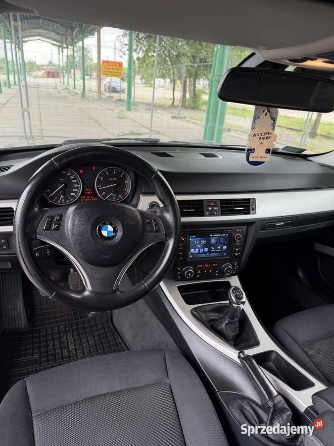 BMW seria 3 E92 coup 2011 2l benzyna nawigacja 2000cm3