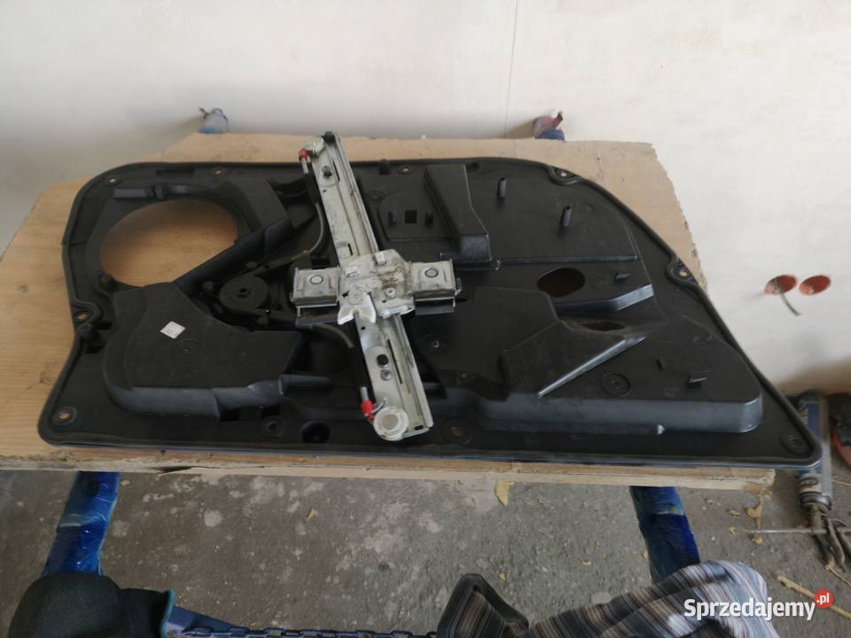 Ford Fiesta Mk7 20082016 TAPICERKA BOCZEK