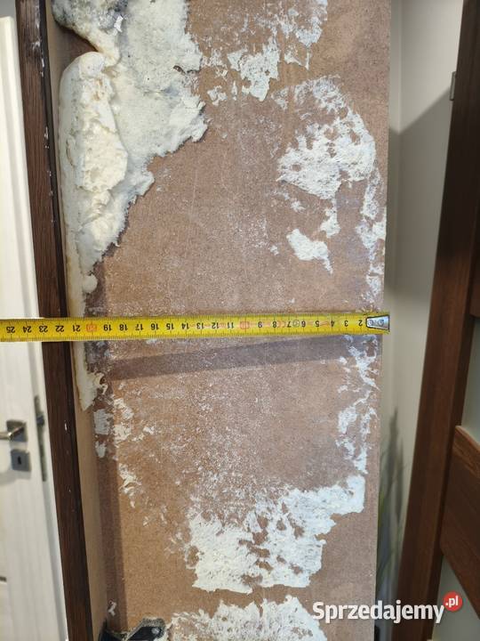 Drzwi wewnętrzne z ościeżnicami regulowanymi sprzedam