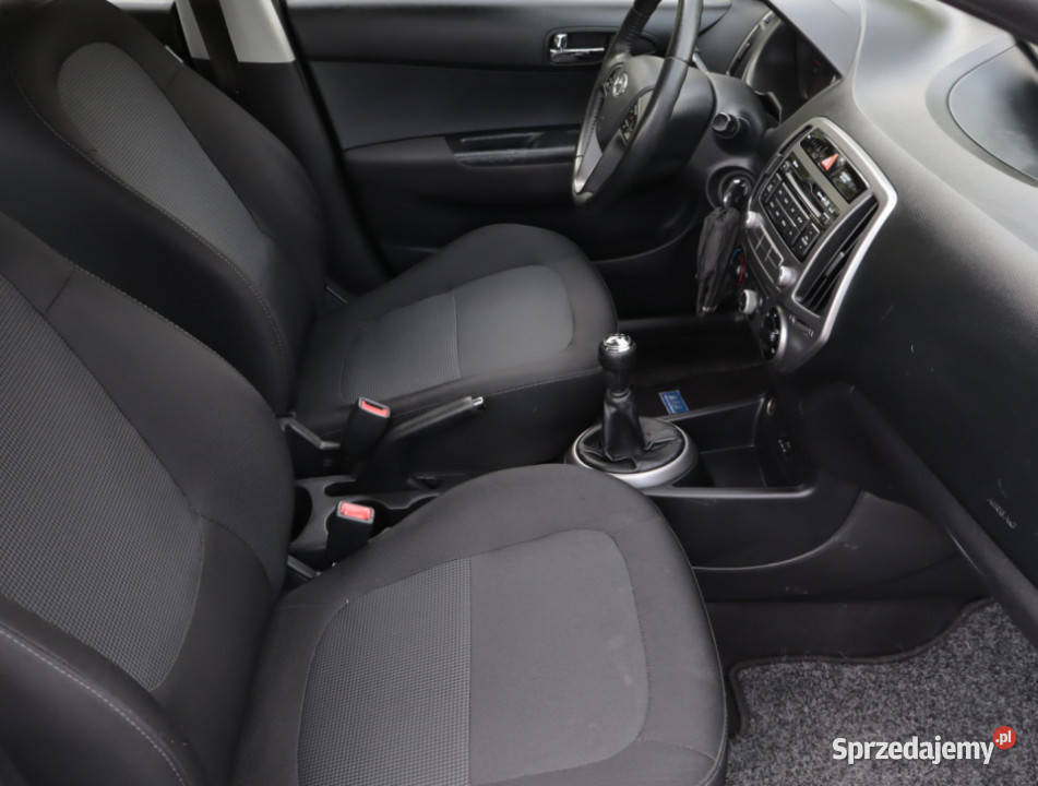 Hyundai i20 12