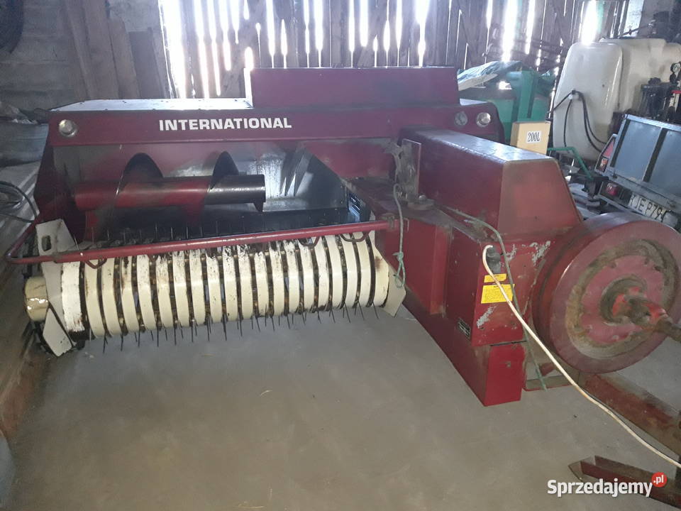 Prasa kostkująca International 425T Mierzyn sprzedam
