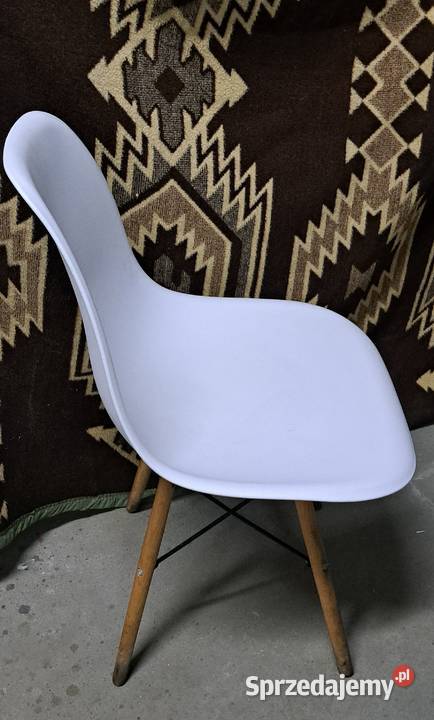 krzesło białe drewniane nogi Warszawa sprzedam
