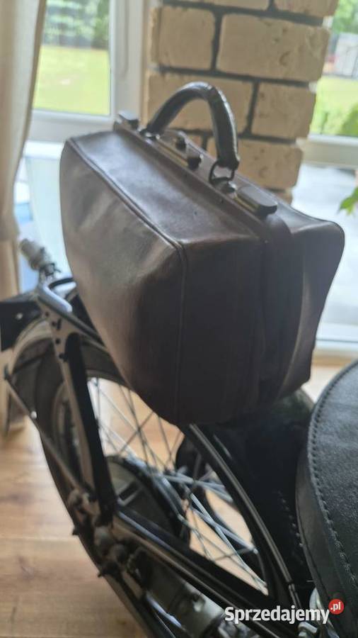 Stara torba lekarska Pozostałe Trzebień