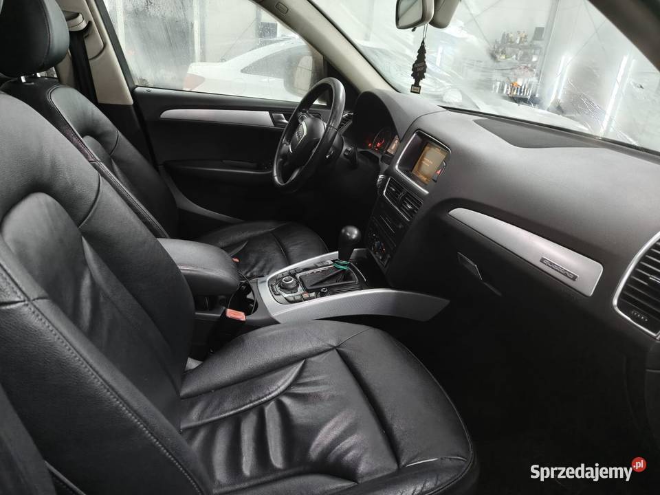 Audi Q5 8R 30TDI Quattro 2009r ŁADNY ZAMIANA lakier metallic Karolew