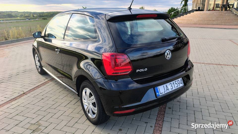 Polo 10 Benzyna 2014r Stan B Poliftowy Zadbany garażowany Janów Lubelski sprzedam