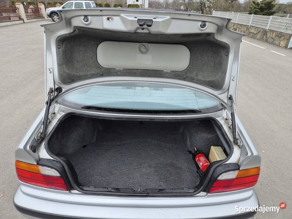 BMW E36 Coupe 325i 192 Stan kolekcjonerski Zarejestrowany w Polsce Bujaków