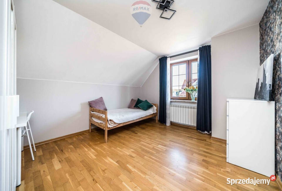 Dom 163 m na narożnej działce Puszczykowo sprzedam