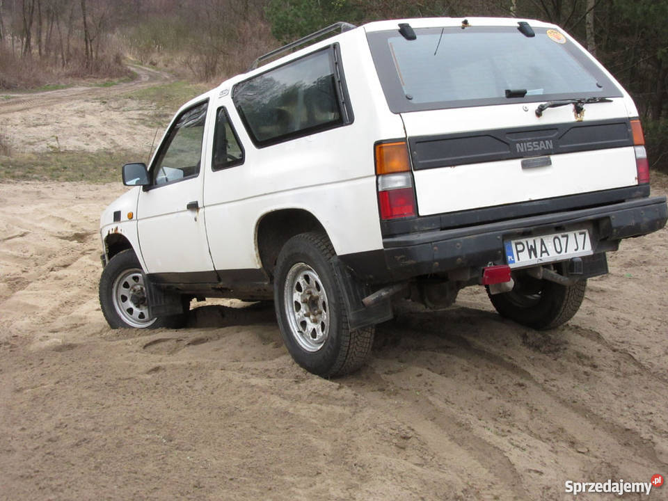 Nissan Terrano I 24 GAZ Uczciwa Tanio Gwarancja Skoki