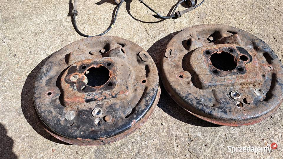 Peugeot 207 bęben hamulcowy tylni kompletny Bębny Leszno