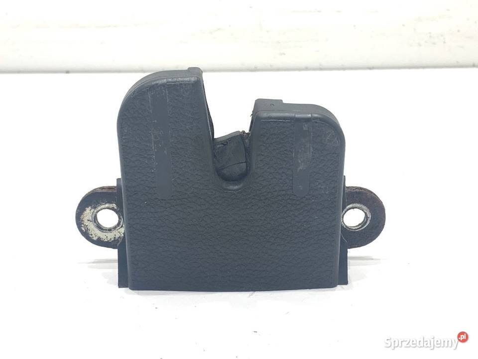 ZAMEK KLAPY TYŁ VW GOLF V Hatchback 1K6827505B osobowe