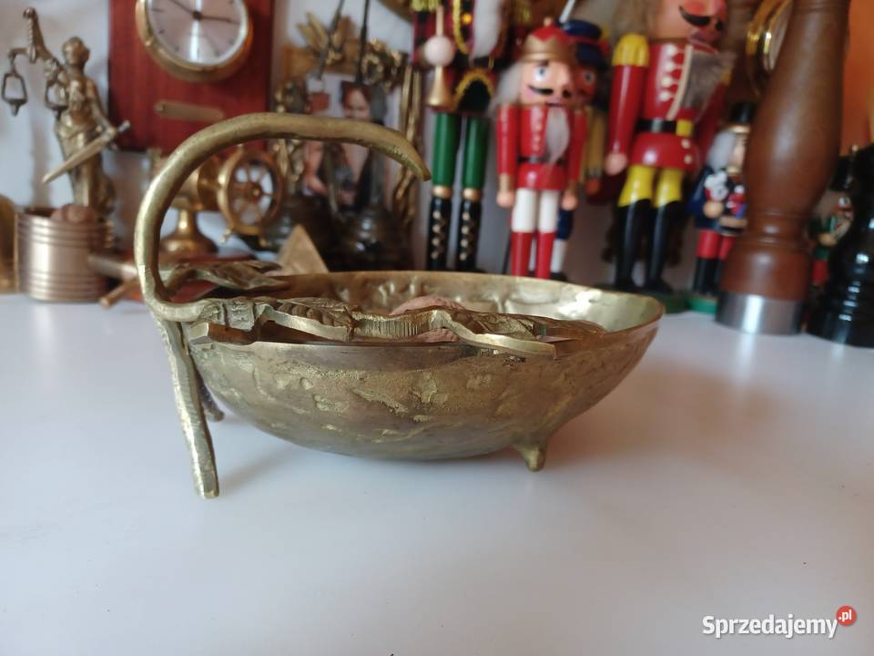 Mosiężna patera orzesznica Kolekcja