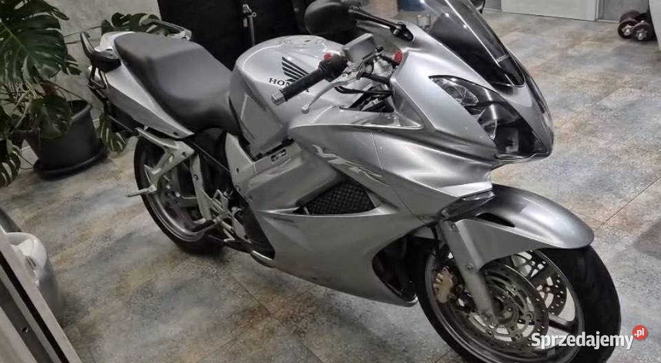 Honda VFR 800 Bolesławiec