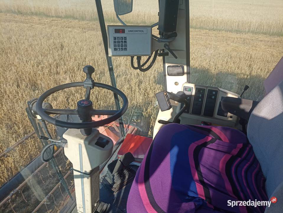 Kombajn Massey Ferguson 30 nieuszkodzony mazowieckie Jastrzębia sprzedam