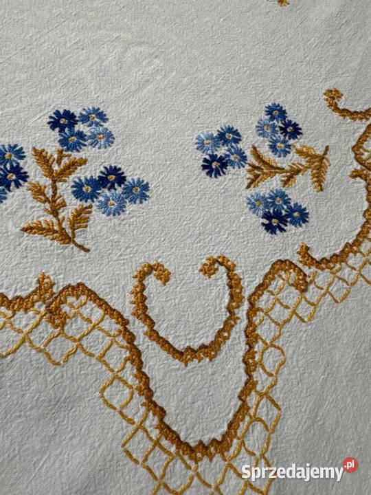obrus ręcznie haftowany motywy kwiatowe Obrusy Zabrze