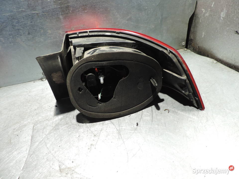 LAMPA LEWY TYŁ TYLNA RENAULT LAGUNA 2 FL HB małopolskie Nowy Sącz