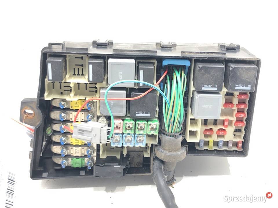 SKRZYNKA BEZPIECZNIKÓW FORD FOCUS C 3M5T14A067BC