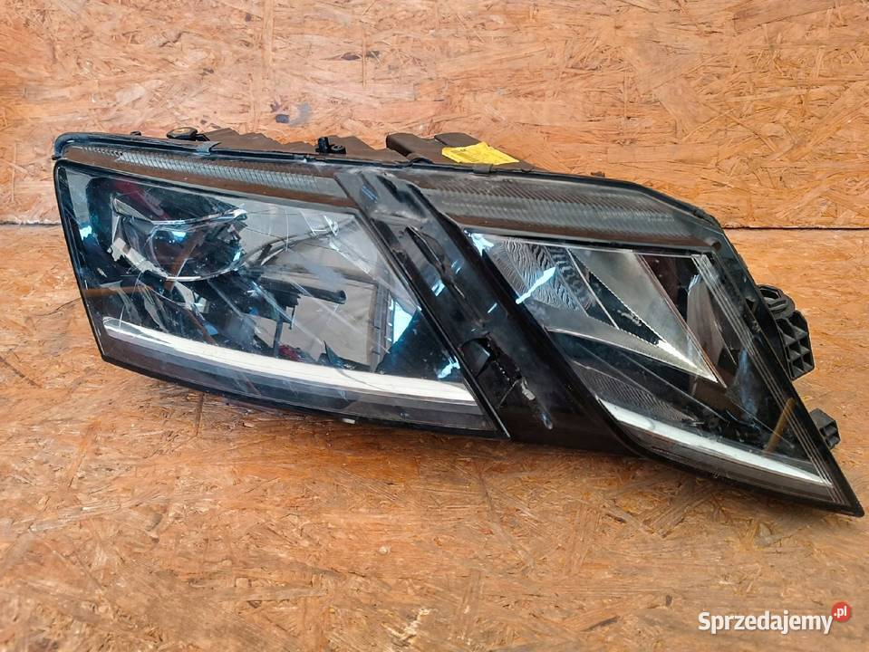 LAMPA PRAWA PRZÓD REFLEKTOR EU FULL LED SKODA wielkopolskie Nowy Tomyśl sprzedam