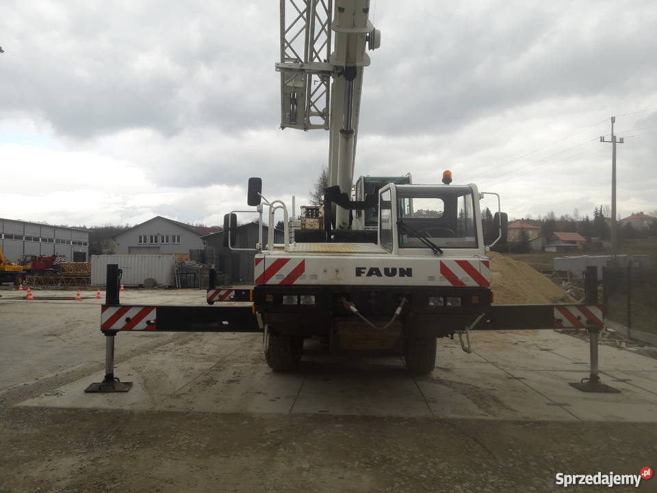 DŹWIG FAUN RTF 403 Dźwigi, podnośniki Chmielnik