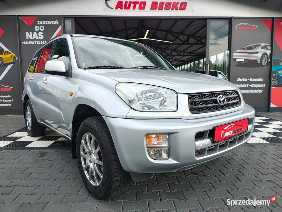 TOYOTA RAV 4 20BENZYNA 4X4 PEŁNA KONSERWACJA srebrny Zarszyn