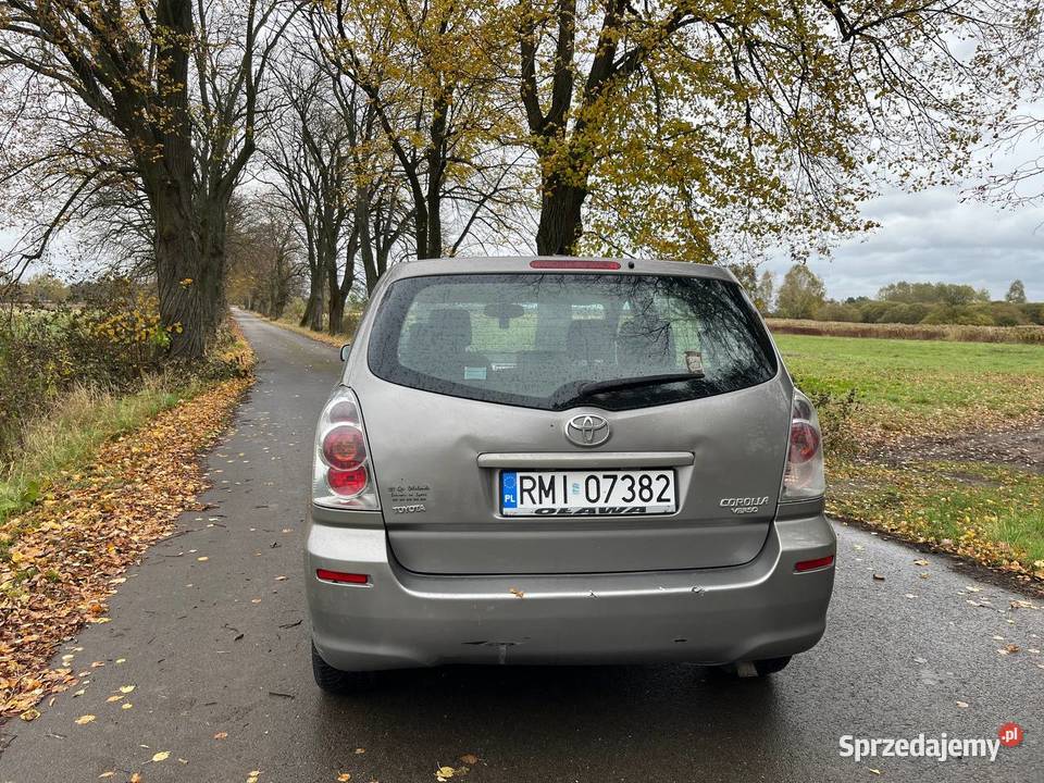 Toyota Corolla Verso 20 diesel 116 ekrany dvd manualna Tarnobrzeg