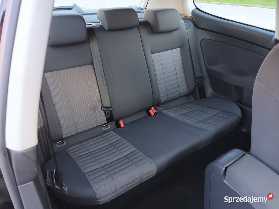 Piękny Golf V 14MPI80 166000 przebiegu Iszy Golf świętokrzyskie