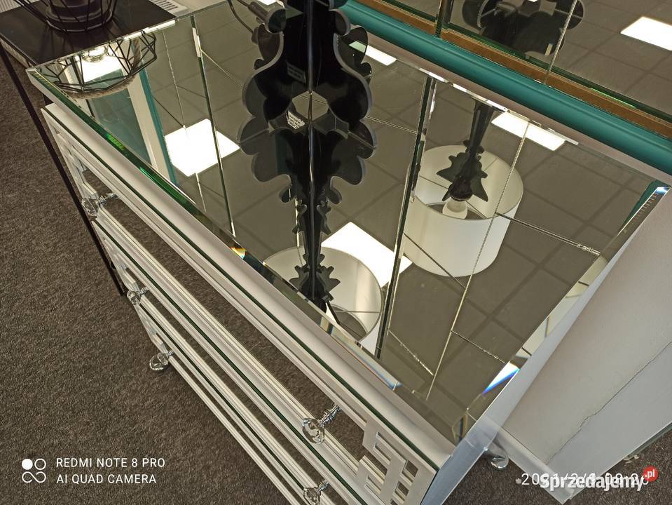 Komoda 3 szuflady Glamour lustrzana biala czarna