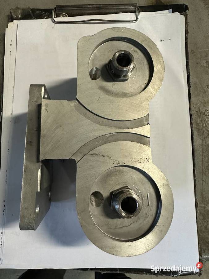 PODSTAWA FILTRA OLEJU 4CYL 64900300 83005509 Rolnictwo Siedlce