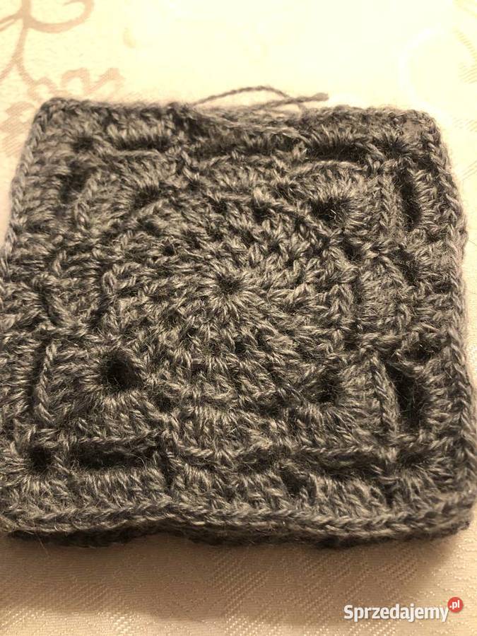 kwadraty Babuni na szydełku poduszki mazowieckie Zegrze