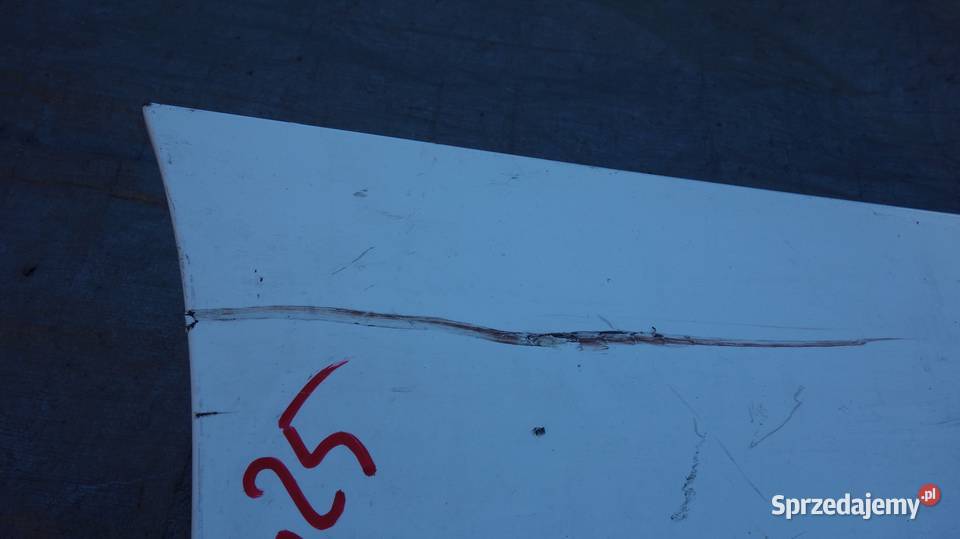 MERCEDES W205 AMG LISTWA PROGOWA PROG PRAWY Karoseria