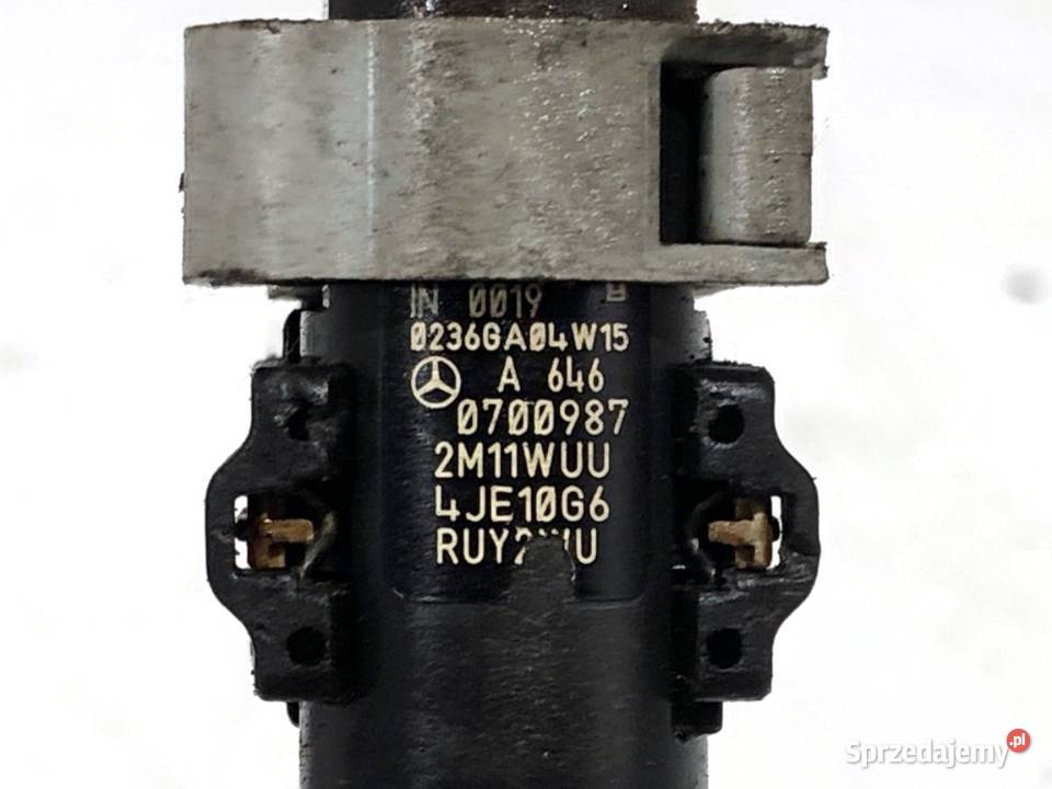 WTRYSKIWACZE KOMPLET MERCEDES S204 A6460700987