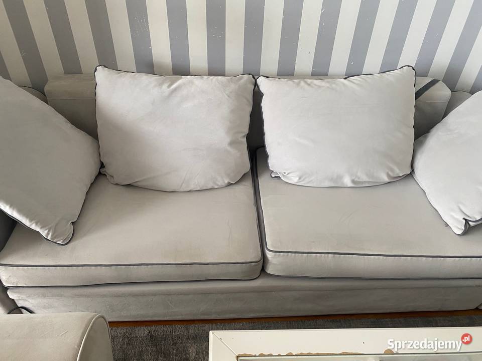 Sofa rozkładana dwa fotel stolik Agata Meble sprzedam