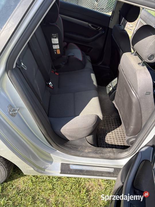 Zadbane Audi a6 avant relingi dachowe Gołębiew Stary