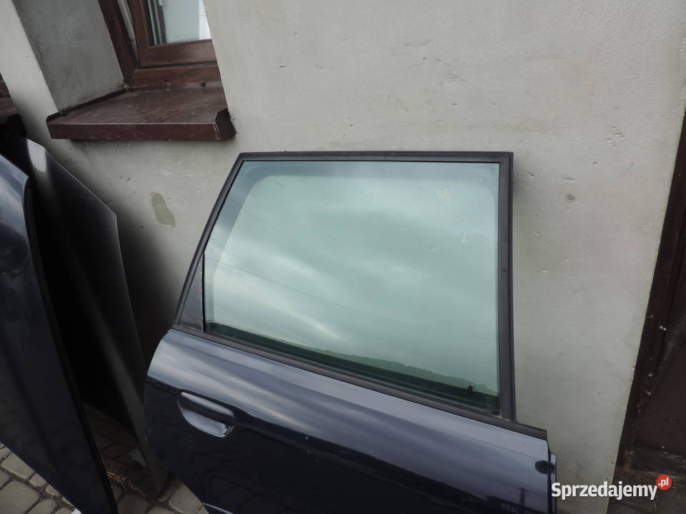AUDI A4 B5 FL KOMBI DRZWI PRAWE TYLNE LY5K osobowe Drzwi Nowy Sącz