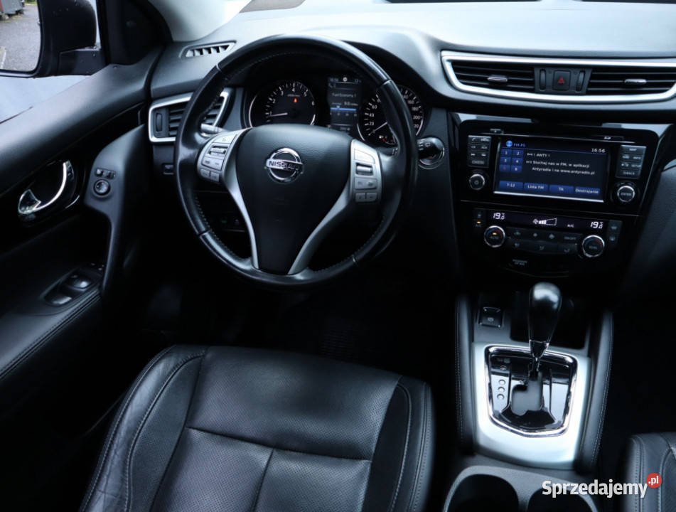 Nissan Qashqai 12 DIGT wielofunkcyjna kierownica