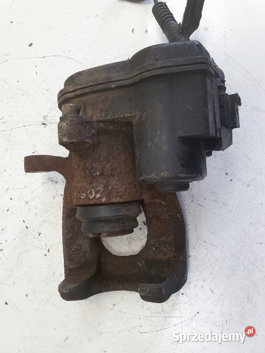 Renault Kadjar TYLNY ZACISK HAMULCOWY lewy tył Rudka