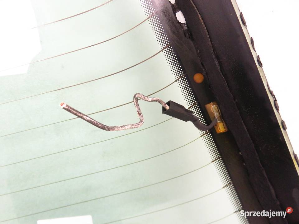 SZYBA TYLNA AUDI A6 C4 KOMBI