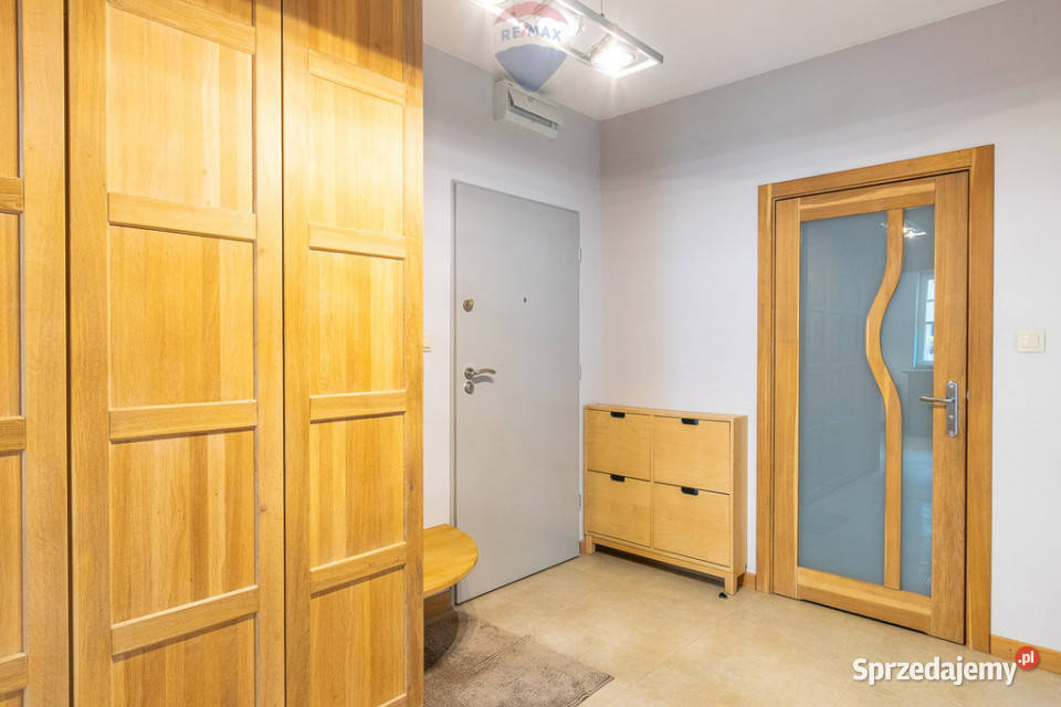 3 pokoje 2 balkony nowoczesne umeblowane piwnica Łódź sprzedam