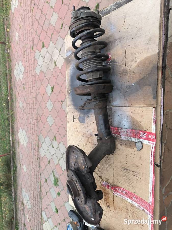 Saab 900 zwrotnica amortyzator zawieszenie prawa Stalowa Wola